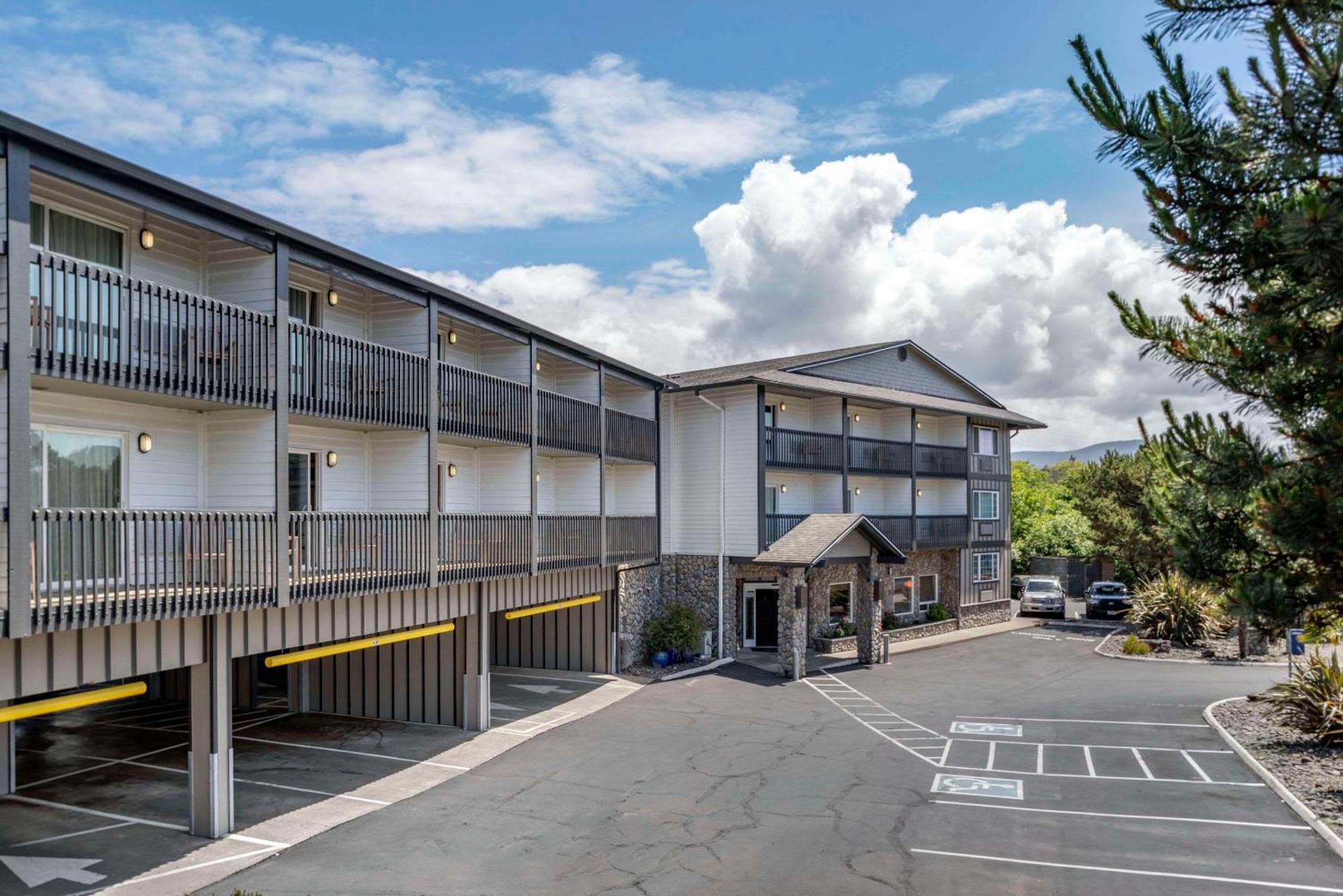 Comfort Inn & Suites Lincoln City Exterior foto